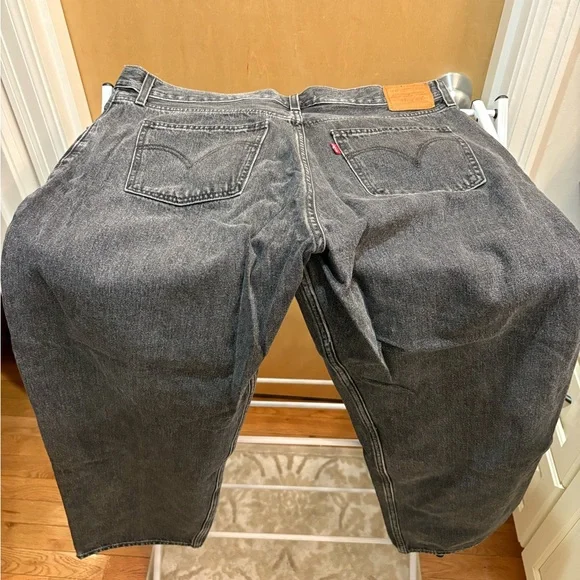 Levi’s Dad Jeans - Picture 6 of 7